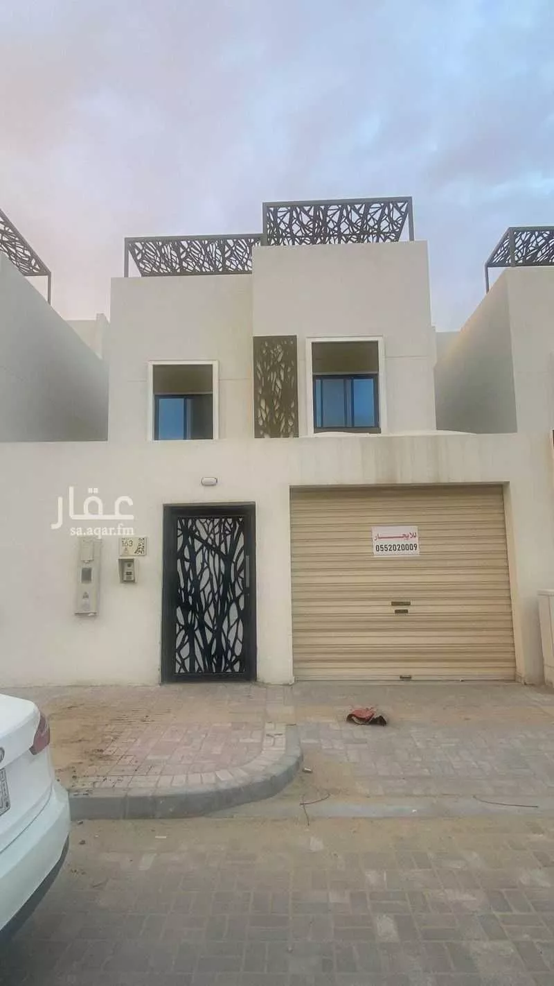 فيلا 5 غرف في ضاحية الملك فهد