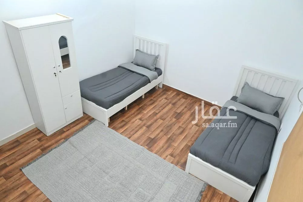 شقة 4 غرف في الملقا 3