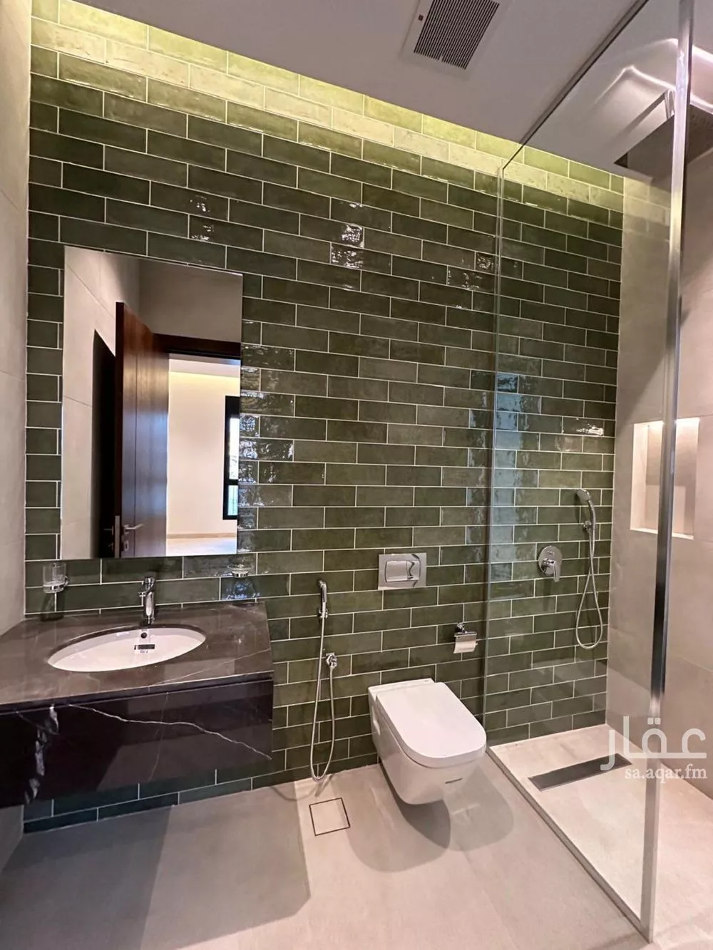 فيلا 5 غرف في المرجان 11