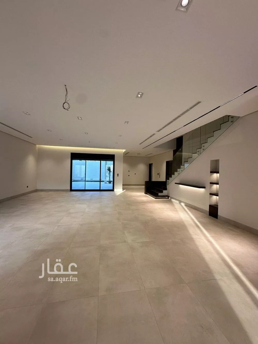 فيلا 5 غرف في المرجان 19