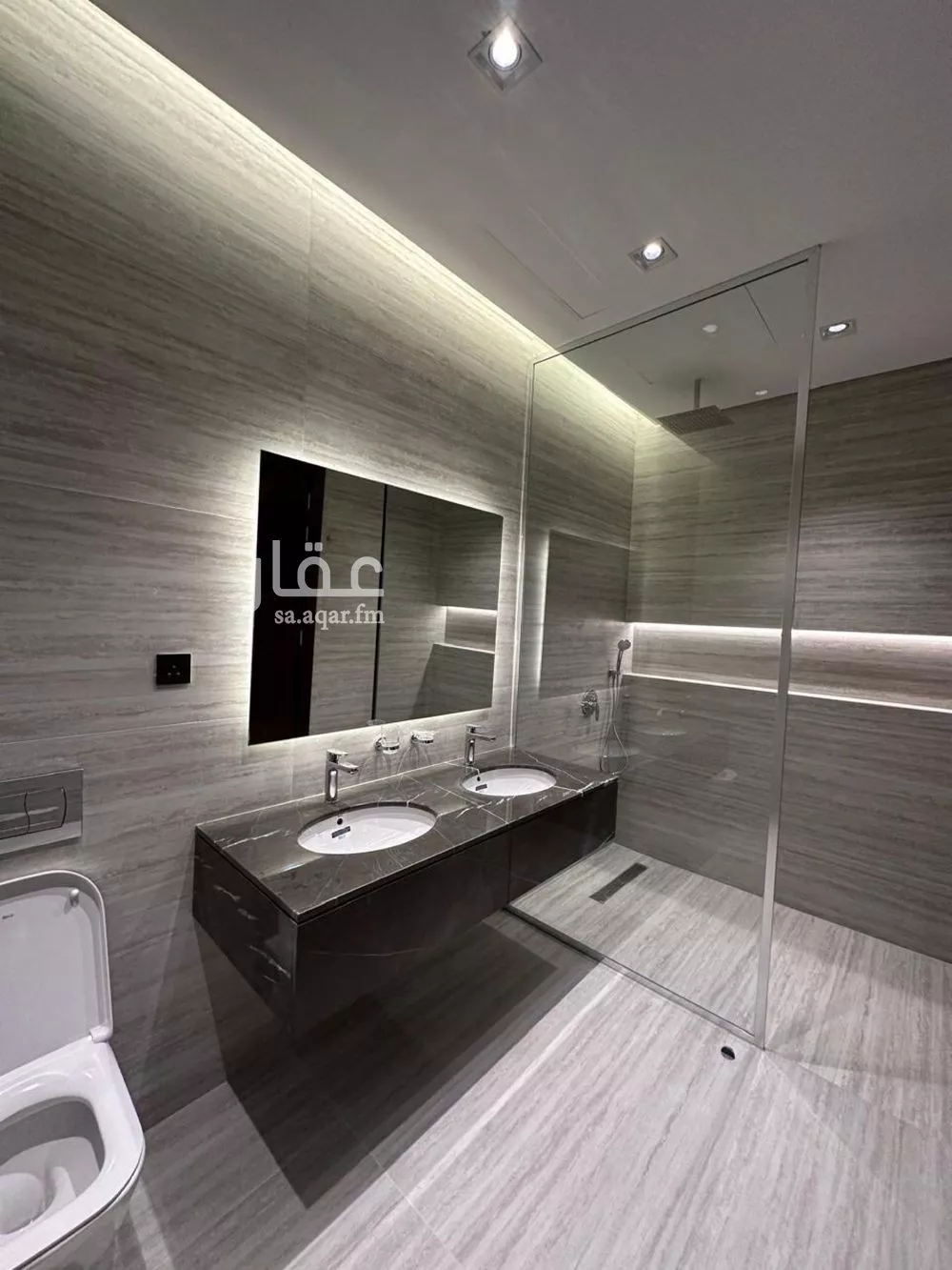 فيلا 5 غرف في المرجان 9