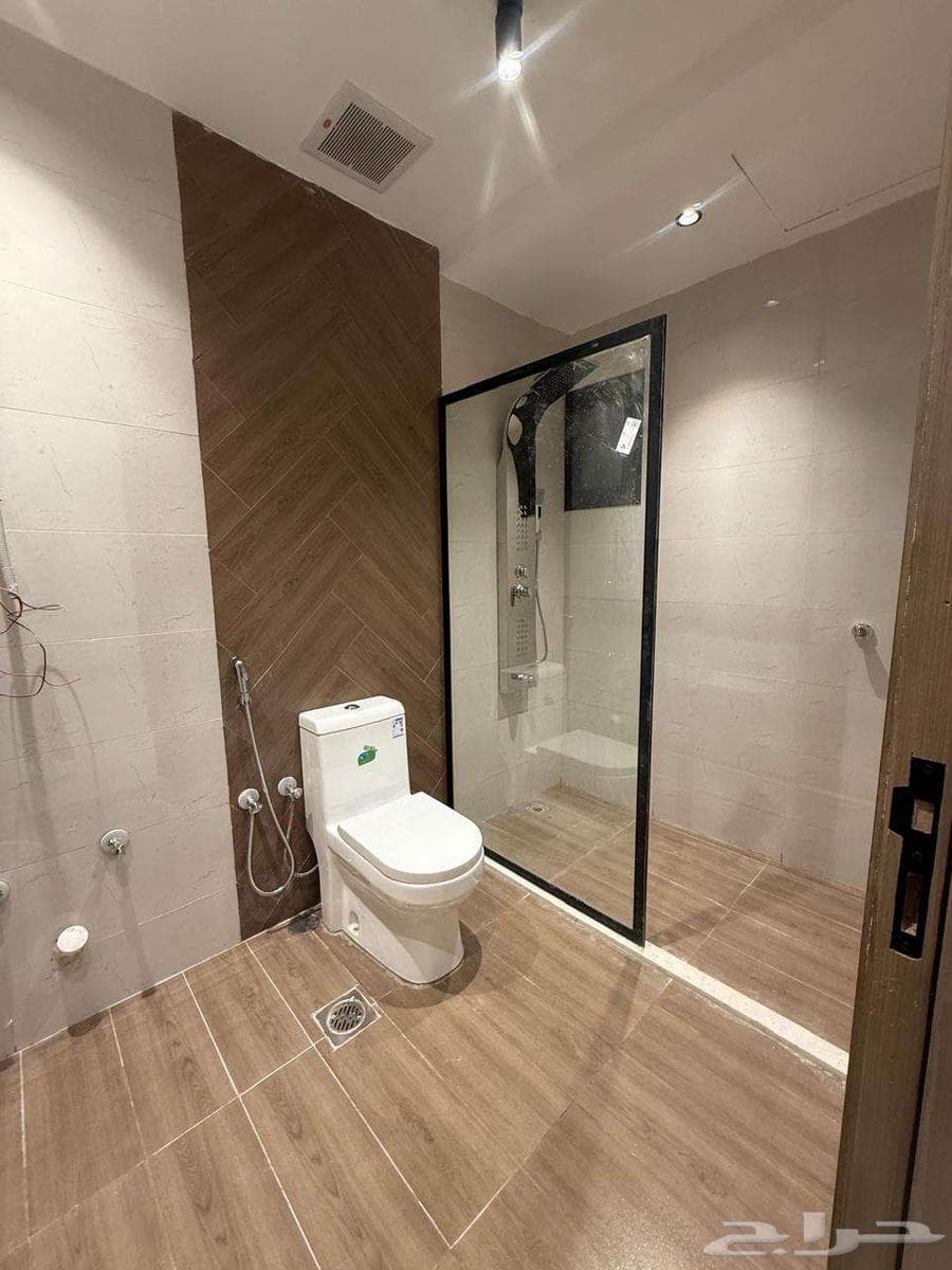 5 bedroom apartment in Al Shawqiyyah 3