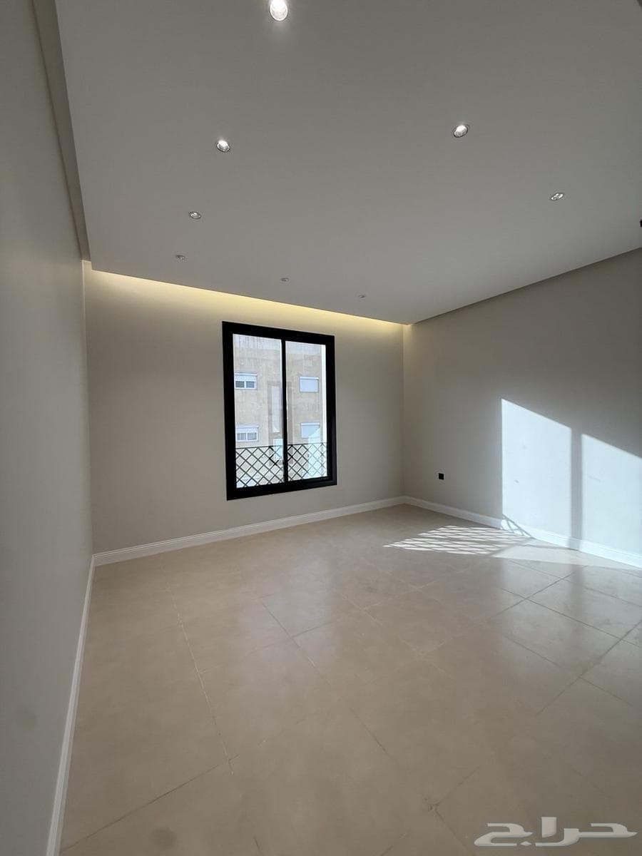 شقة 3 غرف في بطحاء قريش 1