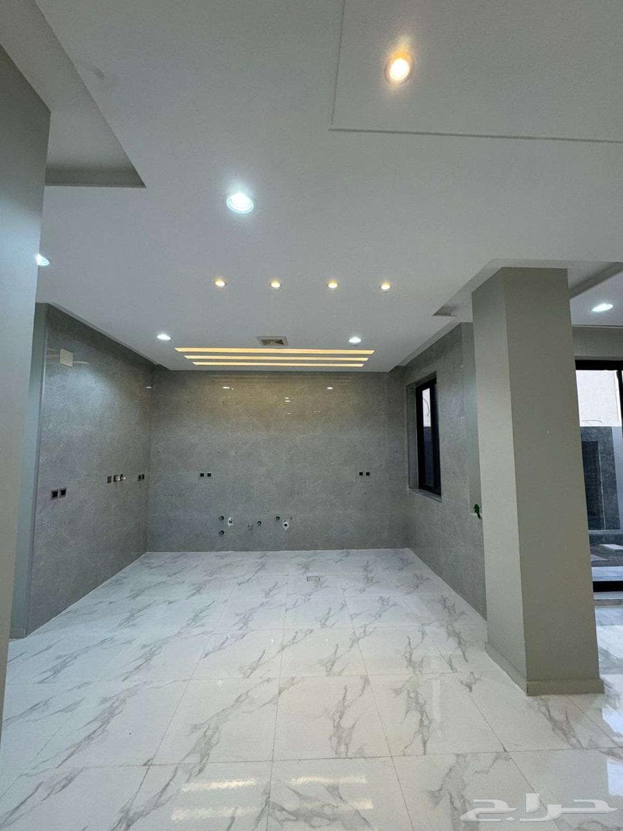 فيلا 6 غرف في العكيشية 3