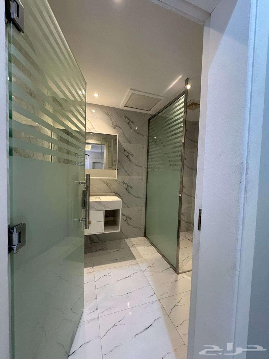 فيلا 6 غرف في العكيشية 4