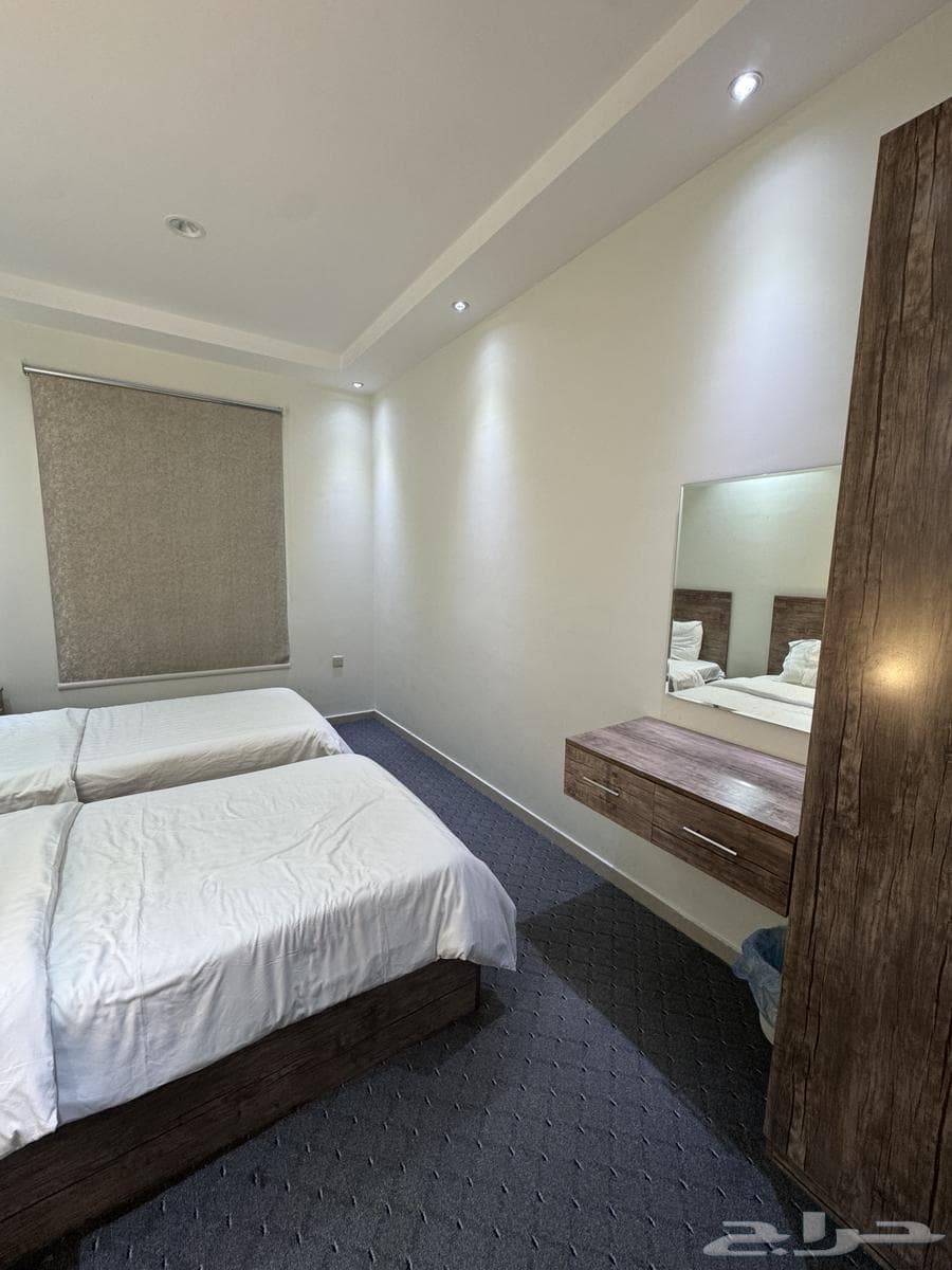 شقة  في شظاة 4