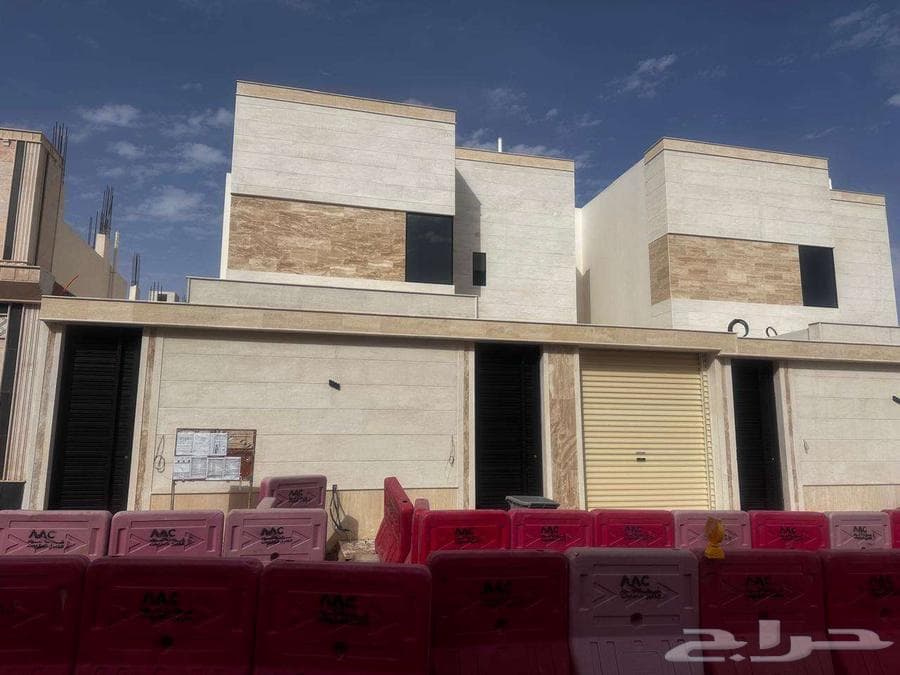 7 bedroom villa in Al Khadra 5