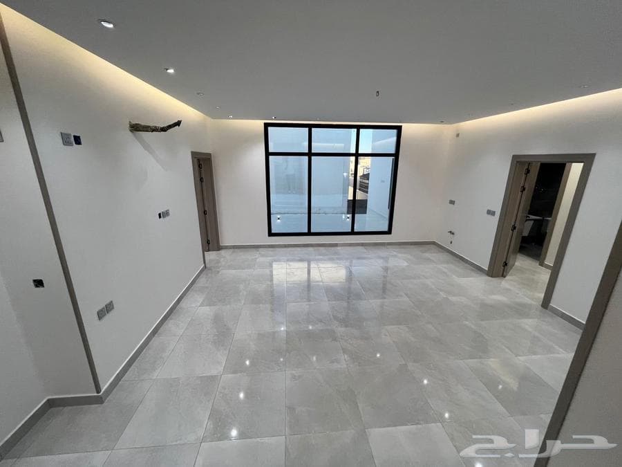 فيلا 7 غرف في الرانوناء 3