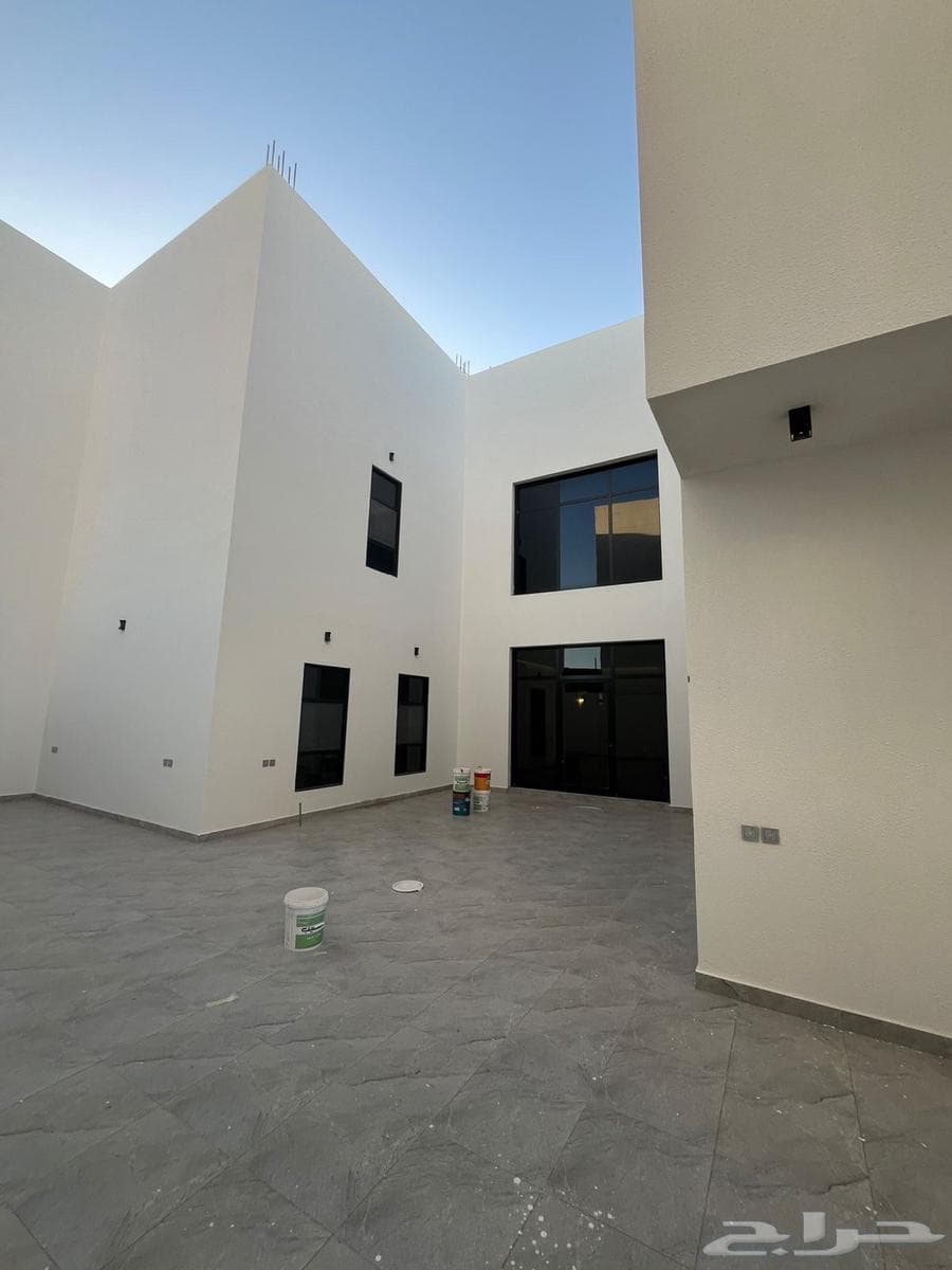 فيلا 7 غرف في الرانوناء 5