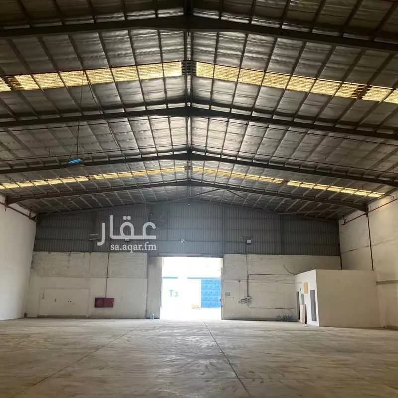 1350 sqm warehouse in Al Sulay 2