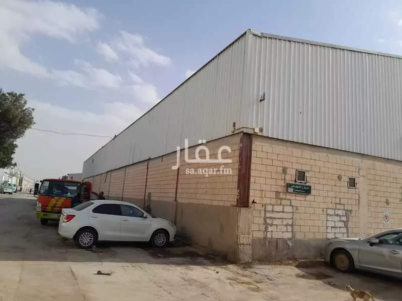 مستودع 6720 م² في الفيصلية 2