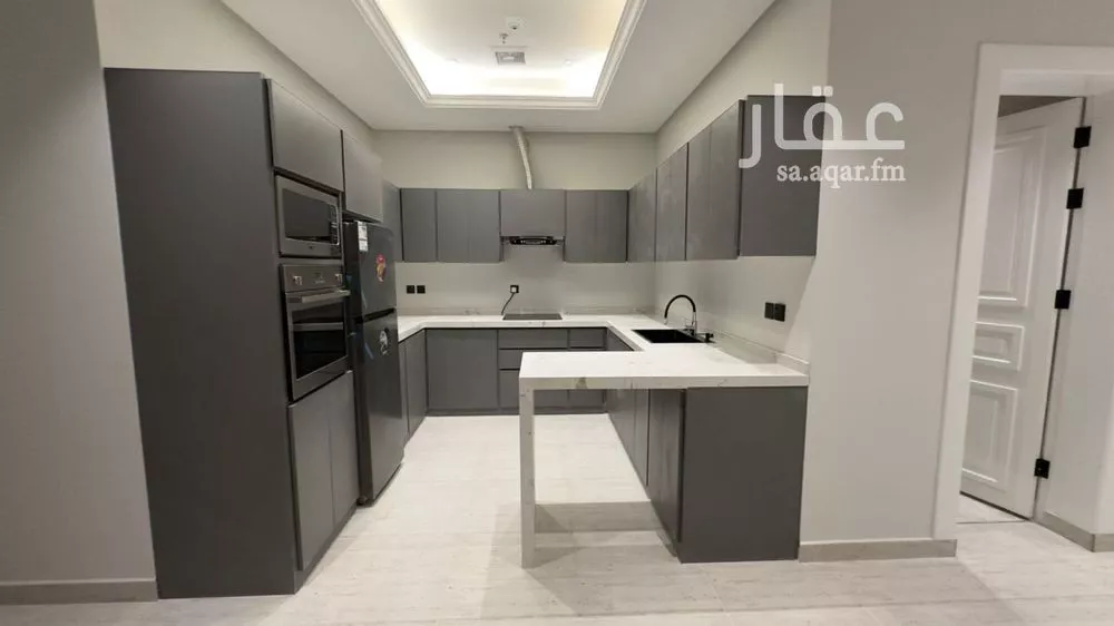 شقة 3 غرف في الملقا 1