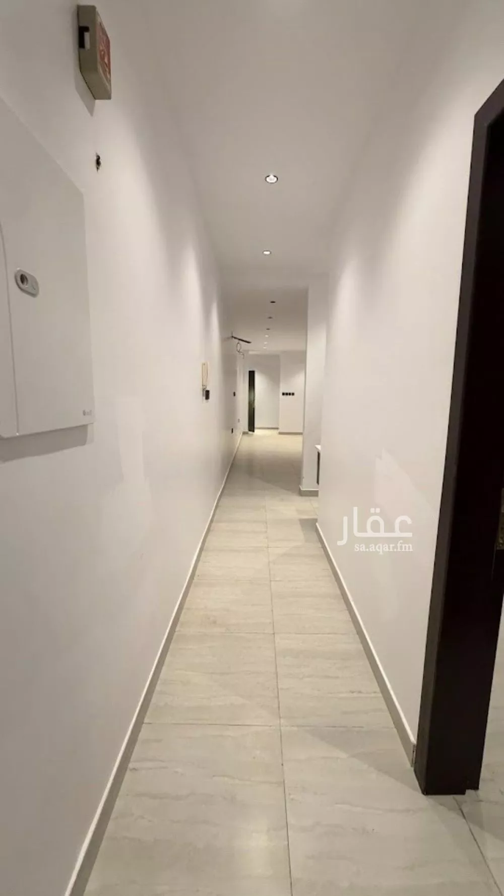 شقة 3 غرف في الرمال 4