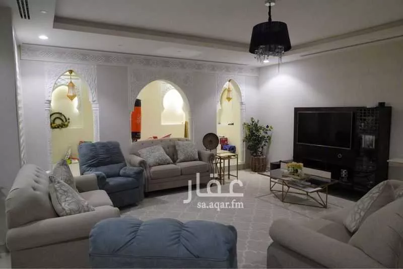 9 bedroom villa in Al Ghadir 5