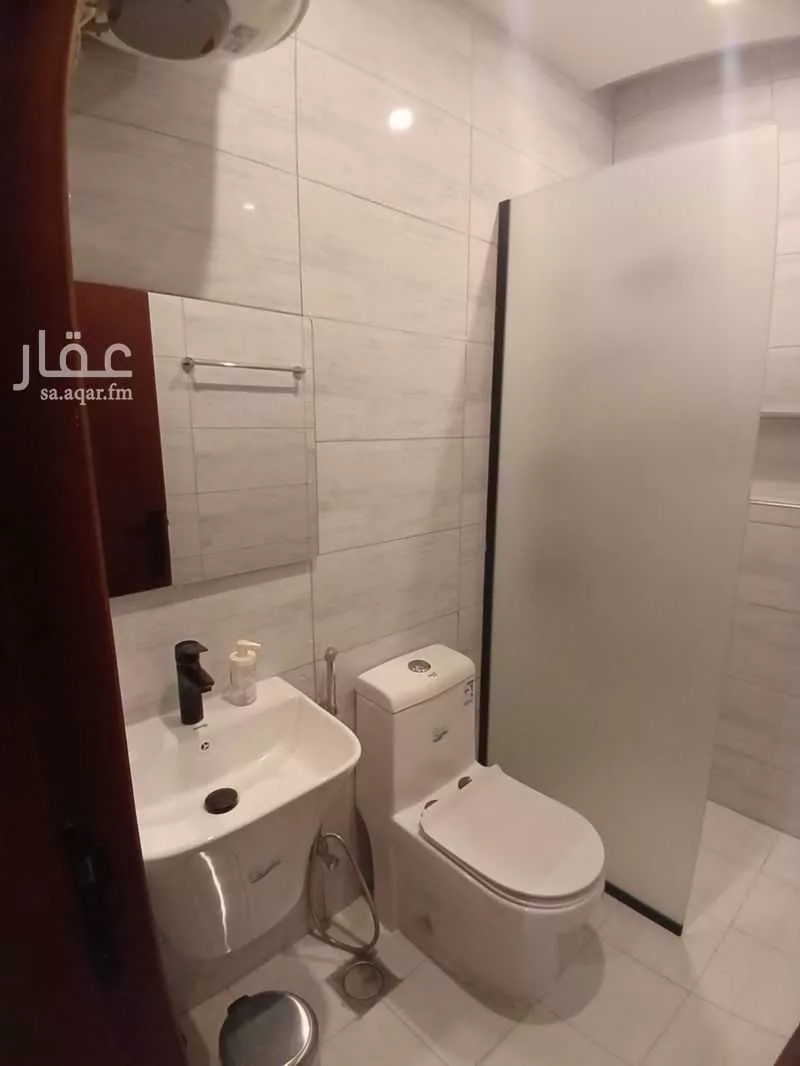 شقة 1 غرف في الحمراء 8