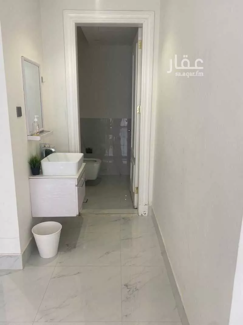 شقة 3 غرف في الملقا 6