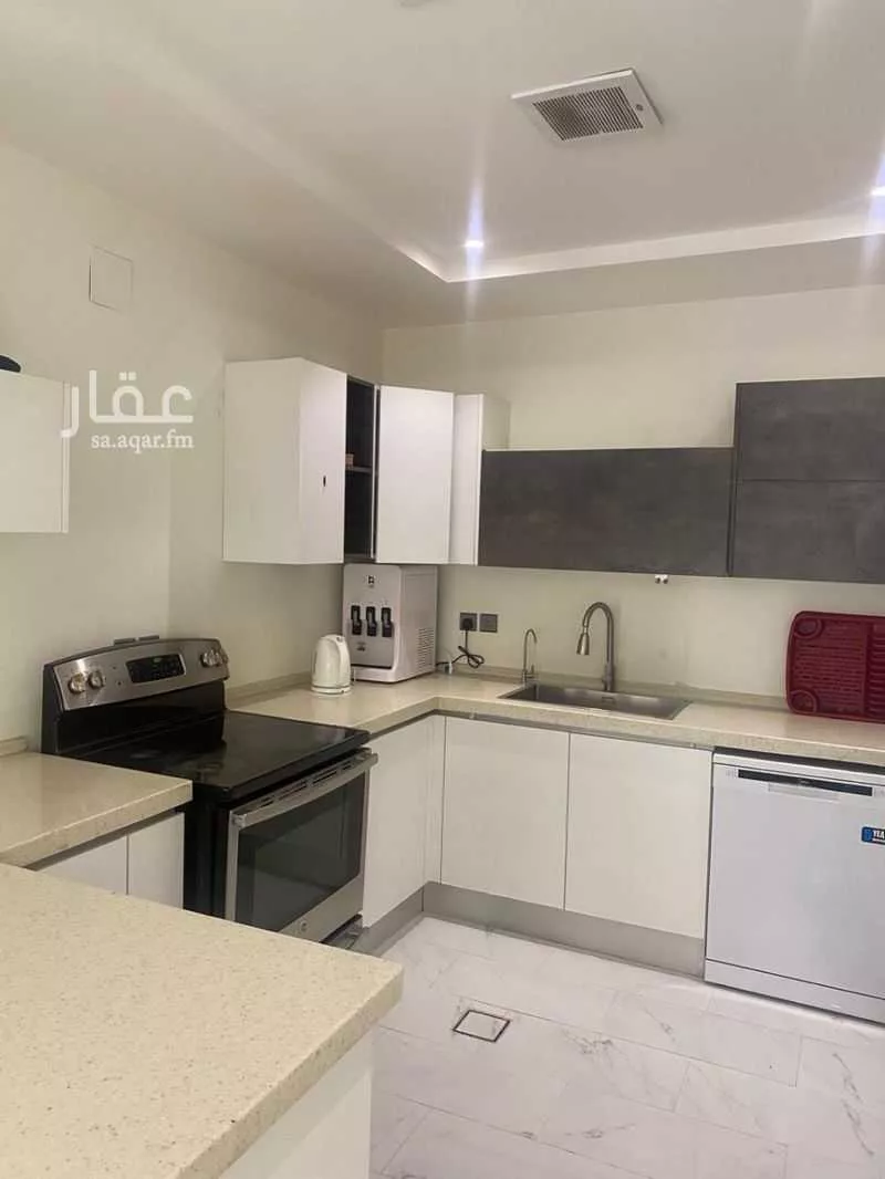 شقة 3 غرف في الملقا 8