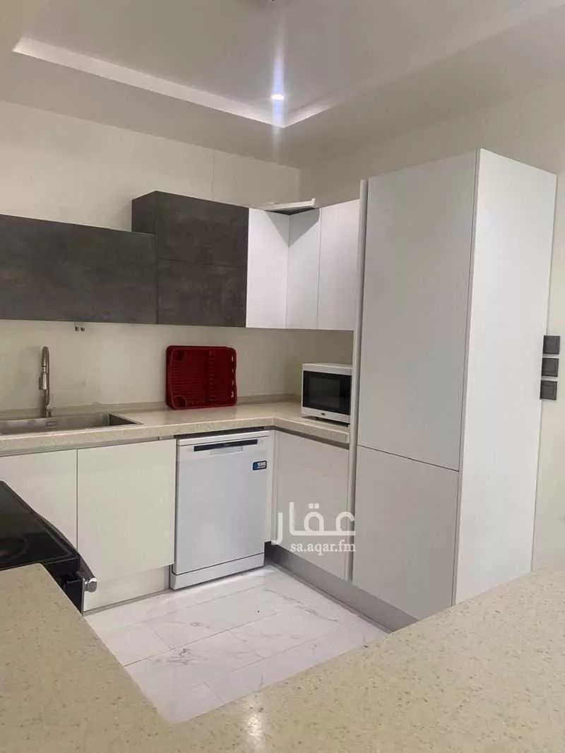 شقة 3 غرف في الملقا 9