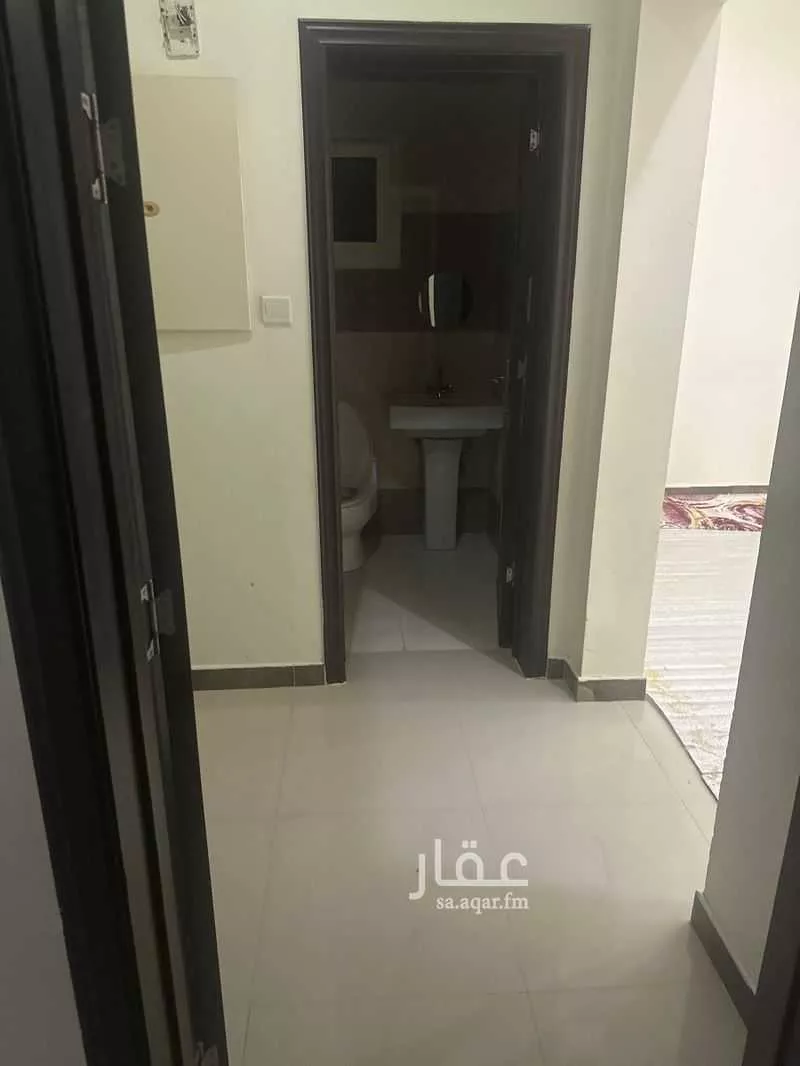 5 bedroom apartment in Dhahrat Laban 1