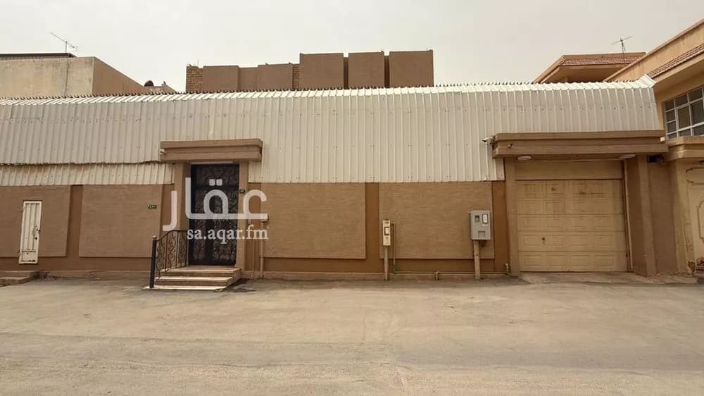 فيلا 5 غرف في الملك فهد 5