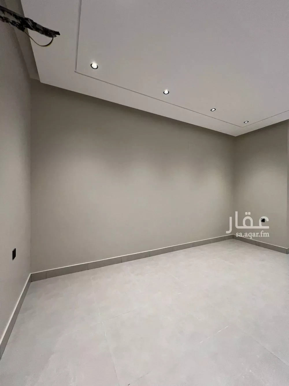 شقة 6 غرف في النزهة 3