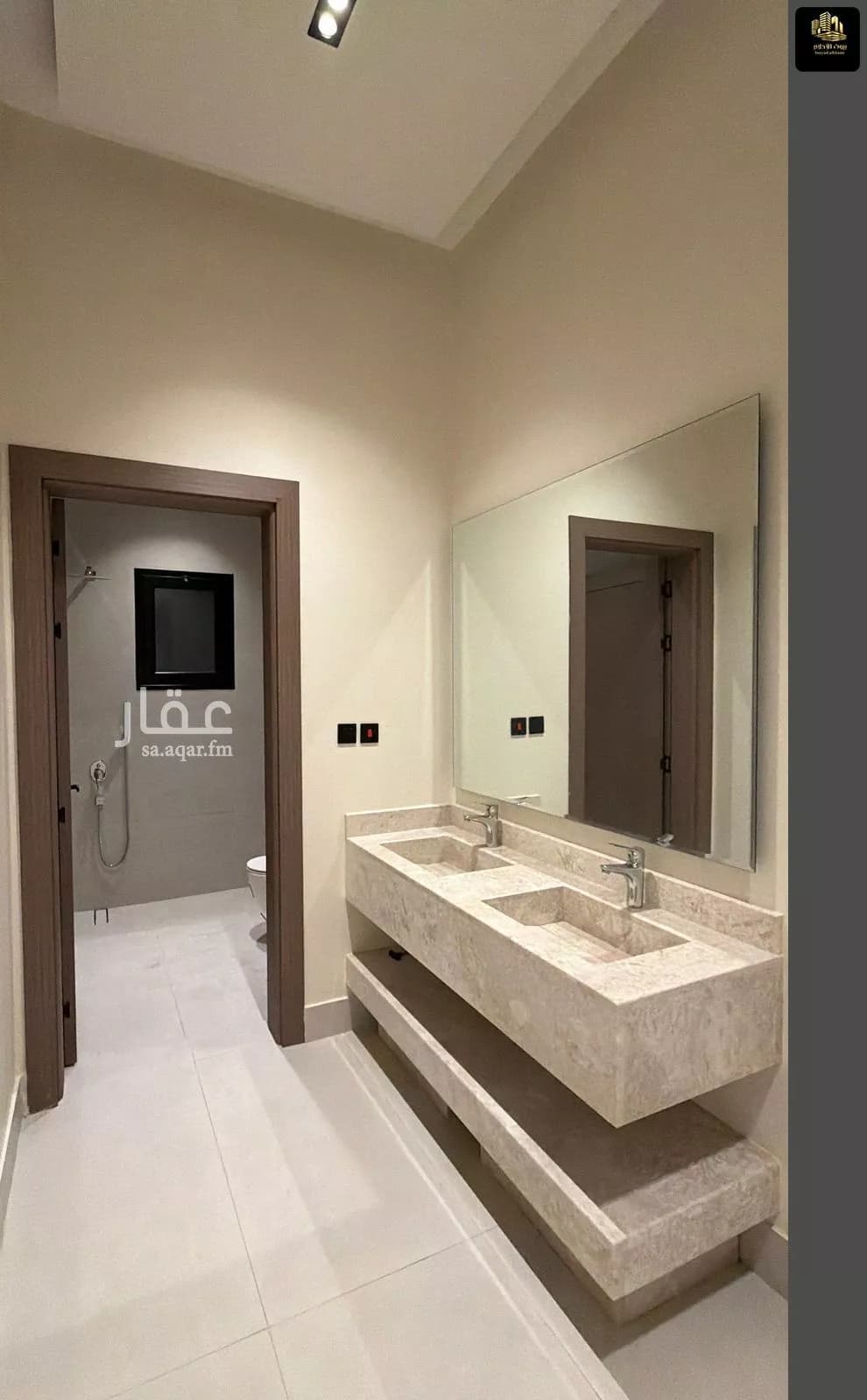 6 bedroom villa in As Sawari 5