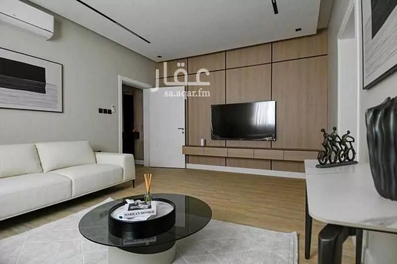 شقة 2 غرف في الملقا 4