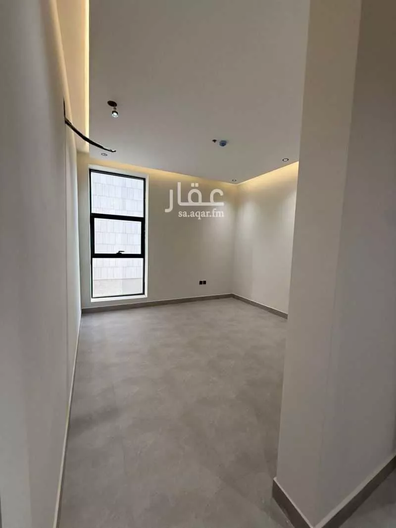 شقة 7 غرف في الرمال 3