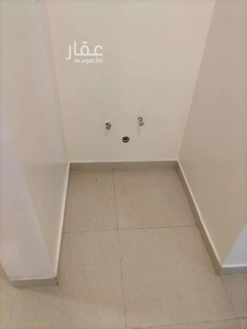 عمارة 400 م² في الإسكان 5