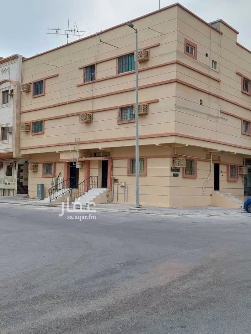 162 sqm building in Al Thuqbah 1