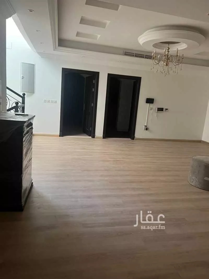 فيلا 7 غرف في الياقوت 10