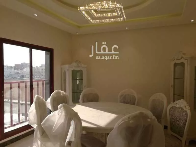 شقة 6 غرف في النزهة 2