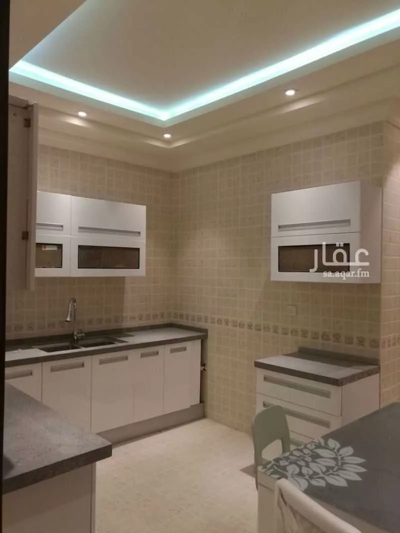 شقة 6 غرف في النزهة 5