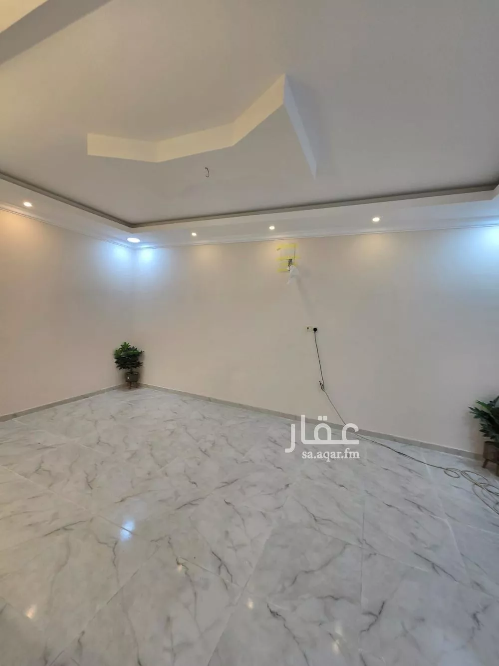 6 bedroom villa in Dahiat King Fahd 5