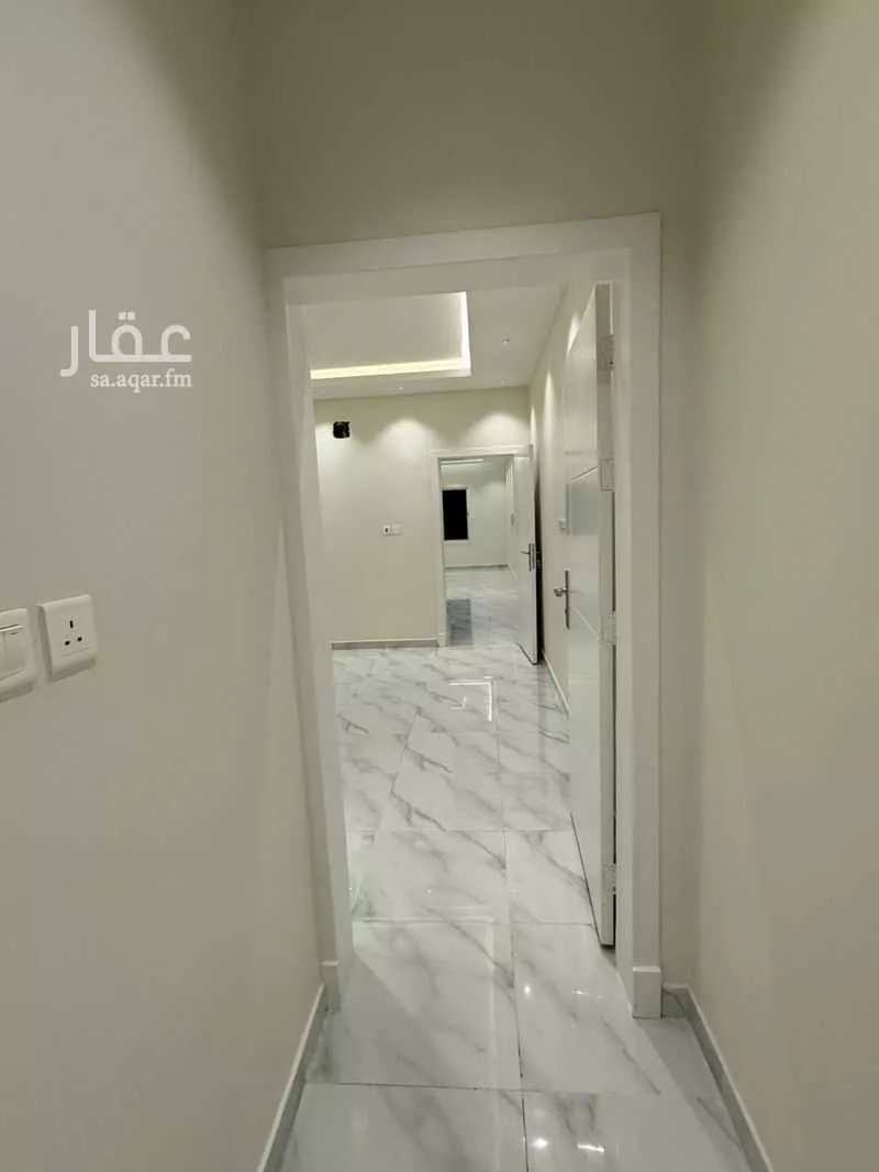 فيلا 6 غرف في ضاحية الملك فهد 3