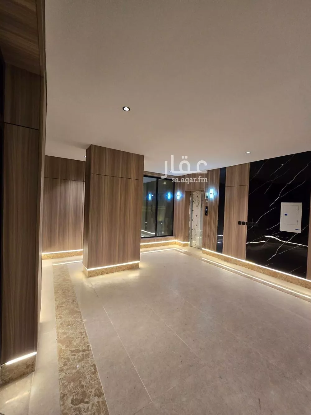 شقة 4 غرف في الحمرا 15