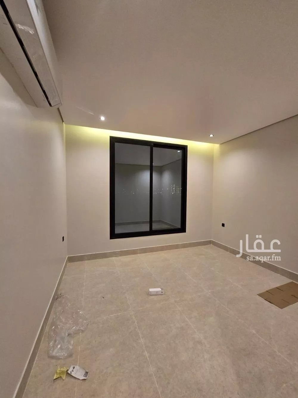 شقة 4 غرف في الحمرا 18