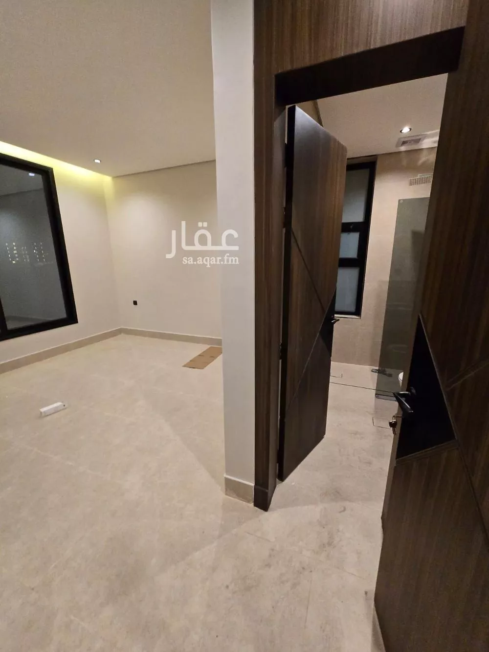 شقة 4 غرف في الحمرا 19