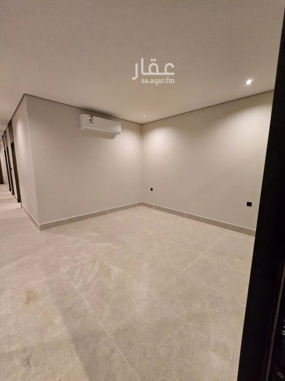 شقة 4 غرف في الحمرا 21