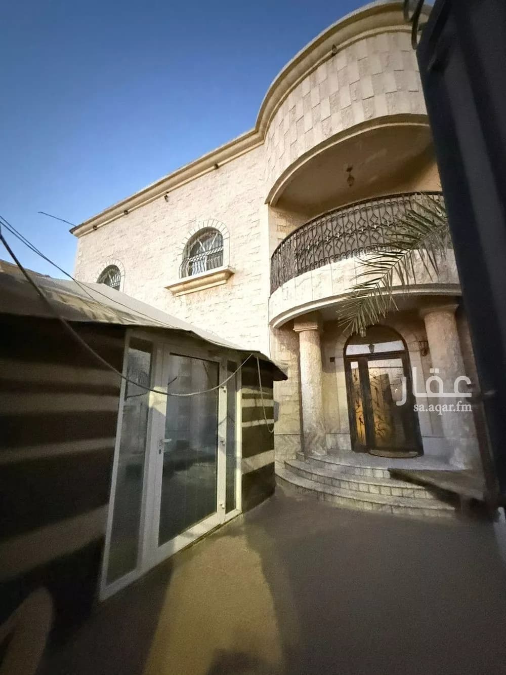 فيلا 7 غرف في الجامعة 1