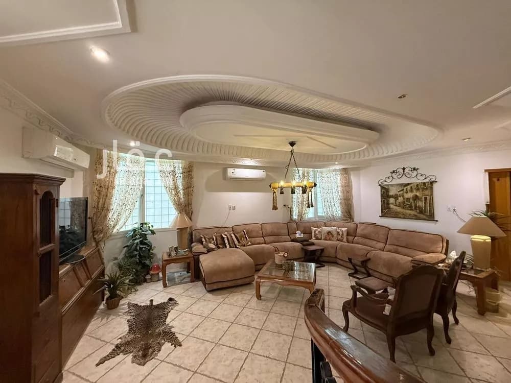 فيلا 7 غرف في الجامعة 3