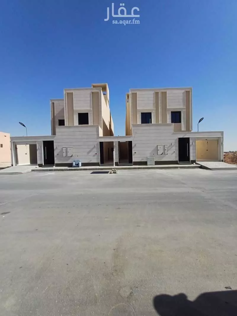5 bedroom floor in Ash Sharq 2