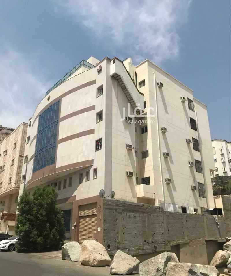 عمارة 625 م² في النسيم 3