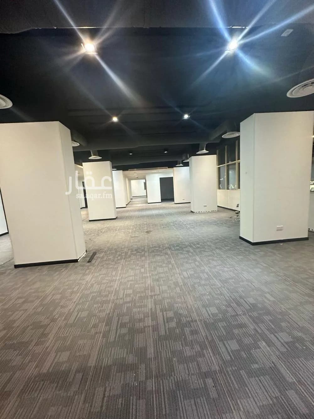 1050 sqm office in Al Narjis 13