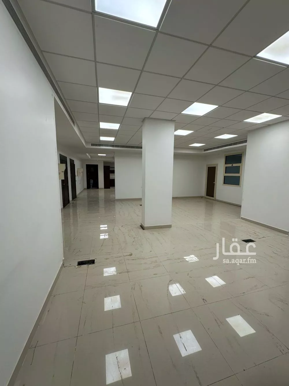 1050 sqm office in Al Narjis 3