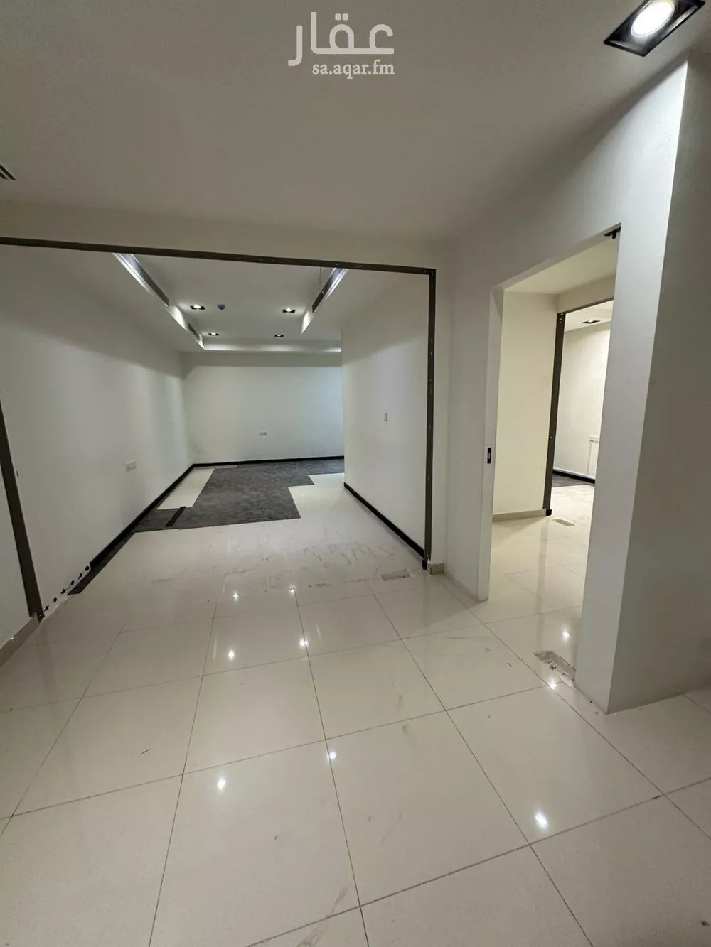 1050 sqm office in Al Narjis 8