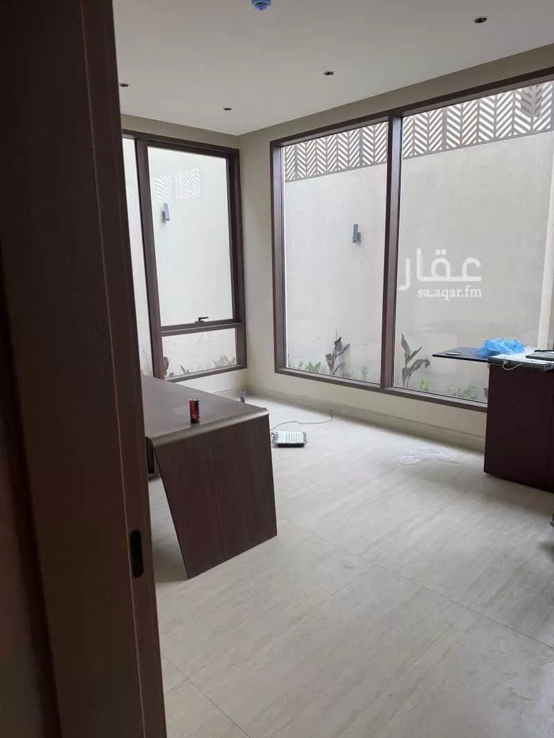 مكتب 155 م² في الروضة 2