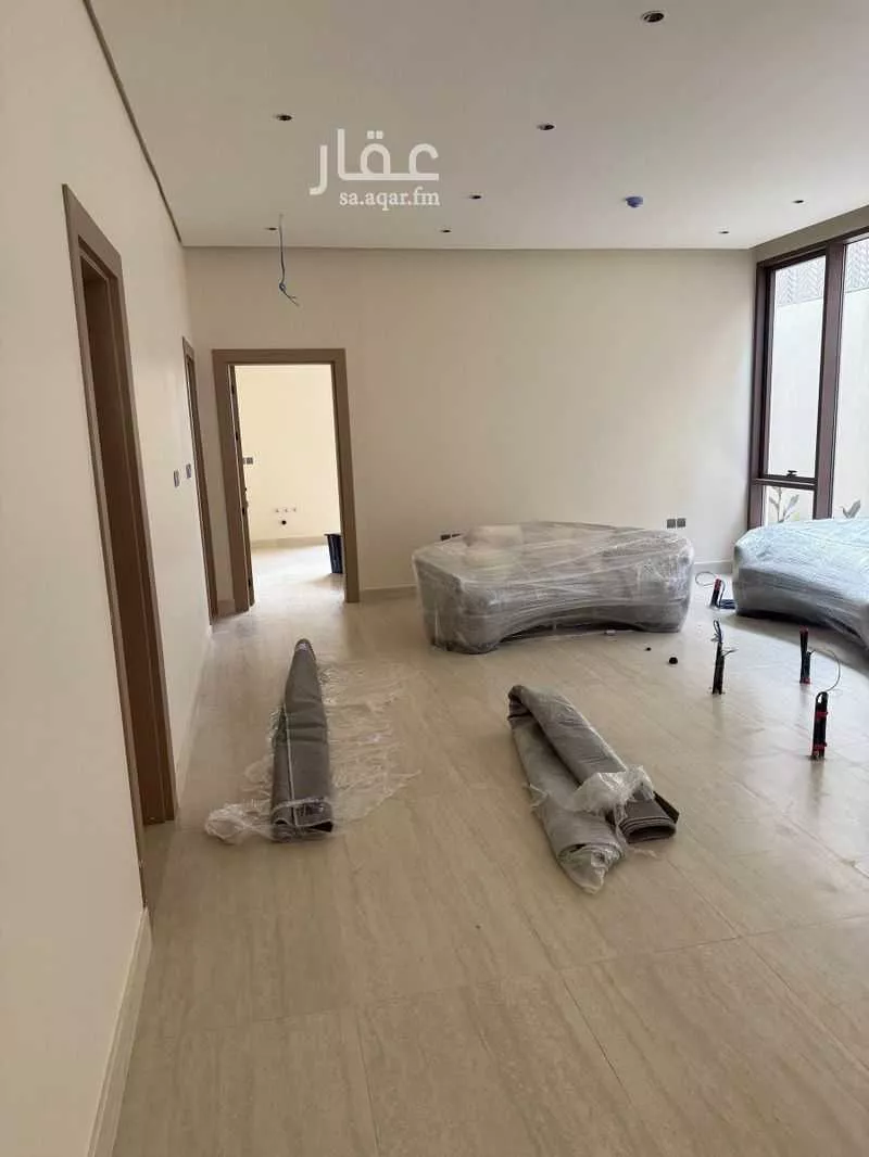 مكتب 155 م² في الروضة 5