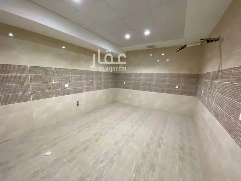 شقة 5 غرف في بطحاء قريش 8