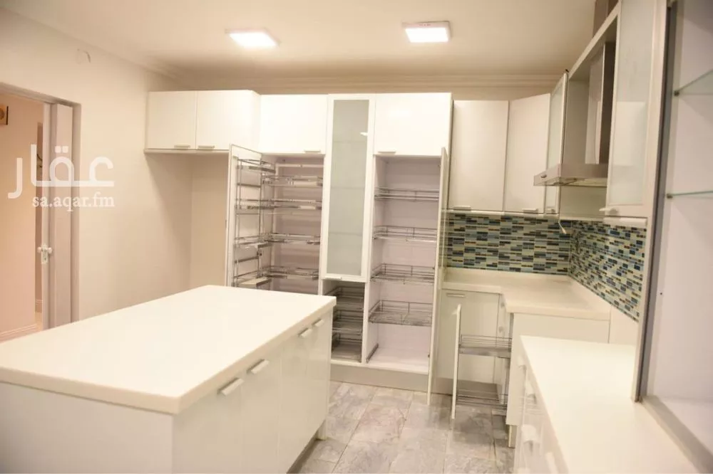 شقة 6 غرف في الدوحة الجنوبية 2